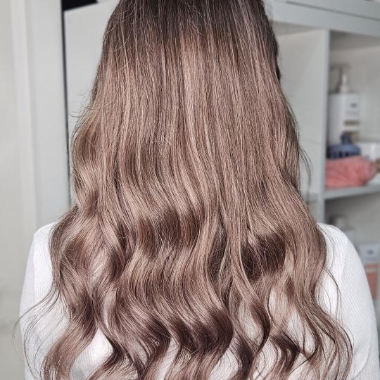 Butik Lepote #beograd Ombre, sombre, balayage Balayage / Kontra balayage - kosa do polovine leđa