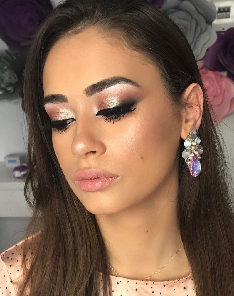 Profesionalno šminkanje + veštačke trepavice - sa profesionalnim puderima - Makeup Olja Grbić, Novi Sad Make-up / šminkanje Lice Make-up / šminkanje, Novi Sad, Rotkvarija, Podbara, Salajka