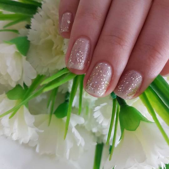 Unna Centar #beograd Manikir #trajni lak Spa manikir + gel lak CUCCIO COLOUR VENEER SOAK OFF SISTEM 