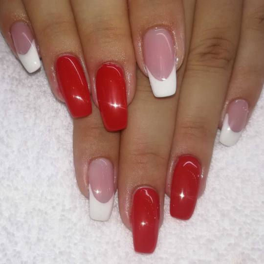 Alfaparf Nails #beograd Korekcija noktiju Korekcija ojačavanja / nadogradnje / izlivanja noktiju + 