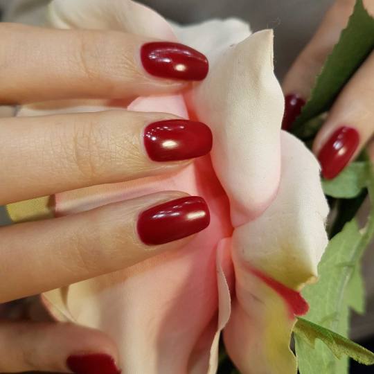 Unna Centar #beograd Manikir #manikir #trajnilak Spa manikir + gel lak CUCCIO COLOUR VENEER SOAK OFF