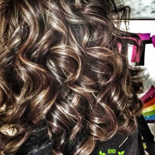 Bibi beauty centar #beograd Pramenovi Pramenovi na foliju u 1 / 2 boje / blanšem + preliv - kosa sr