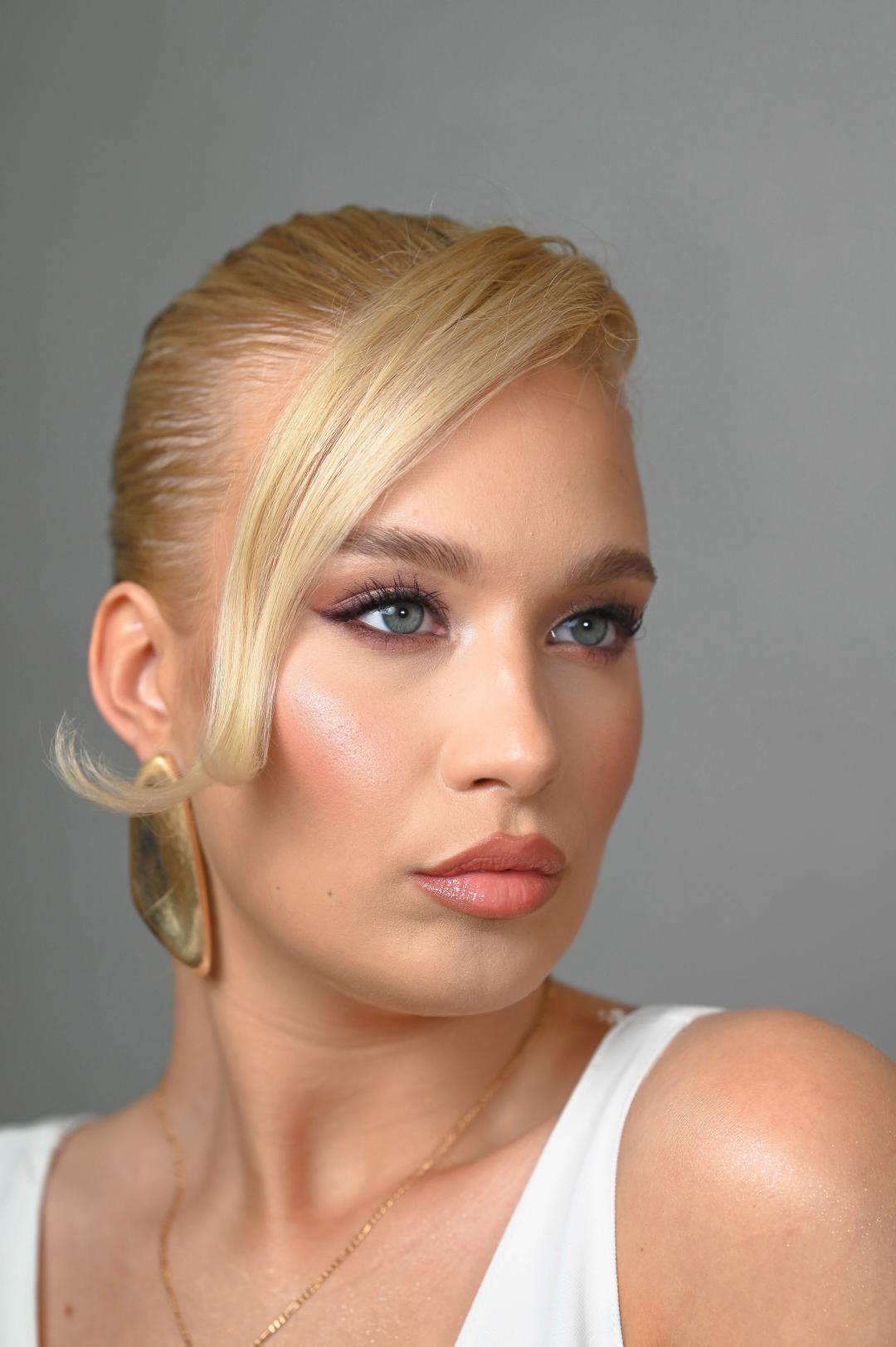 Profesionalno šminkanje za mladu - Ivana Vit, Beograd Make-up / šminkanje Lice Make-up / šminkanje, Beograd, Zvezdara