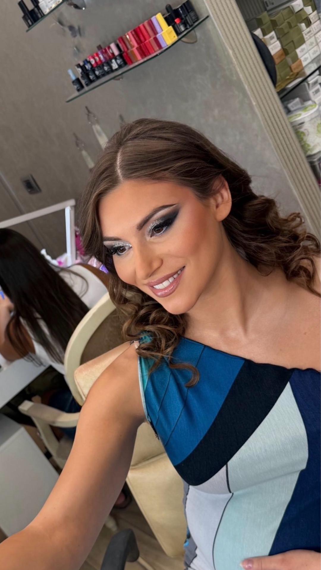 Profesionalno šminkanje + veštačke trepavice + svečana frizura - Bibi beauty centar, Beograd Make-up / šminkanje Lice Make-up / šminkanje, Beograd, Banovo brdo