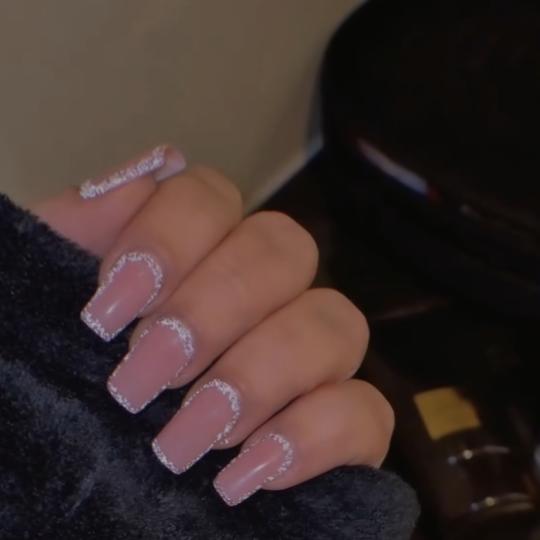 Auréa manucure usluga