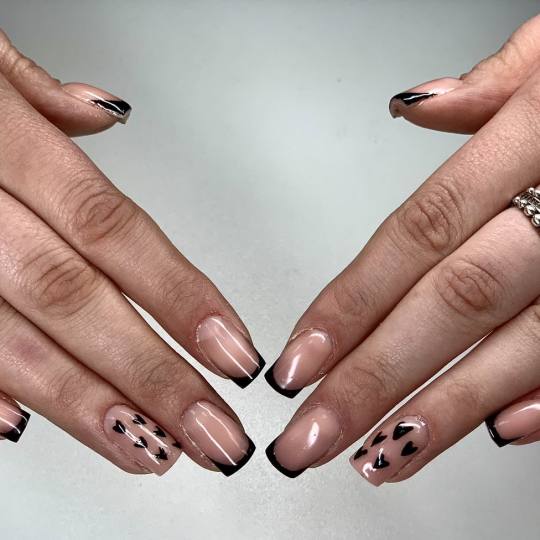 Grkinja Beauty Studio #krusevac Izlivanje noktiju Izlivanje noktiju gelom