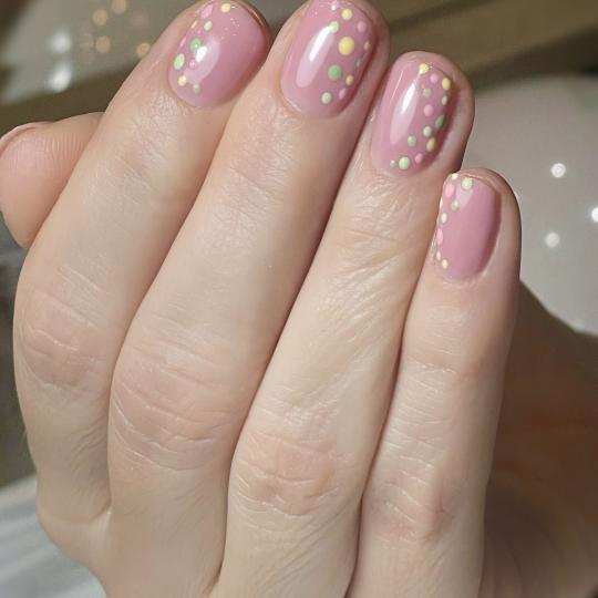 Nails Studio #beograd Ojačavanje noktiju Gel lak / rubber baza