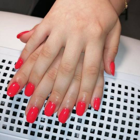 Salon Klinik #beograd Gel lak Ruski manikir + gel lak - S dužina