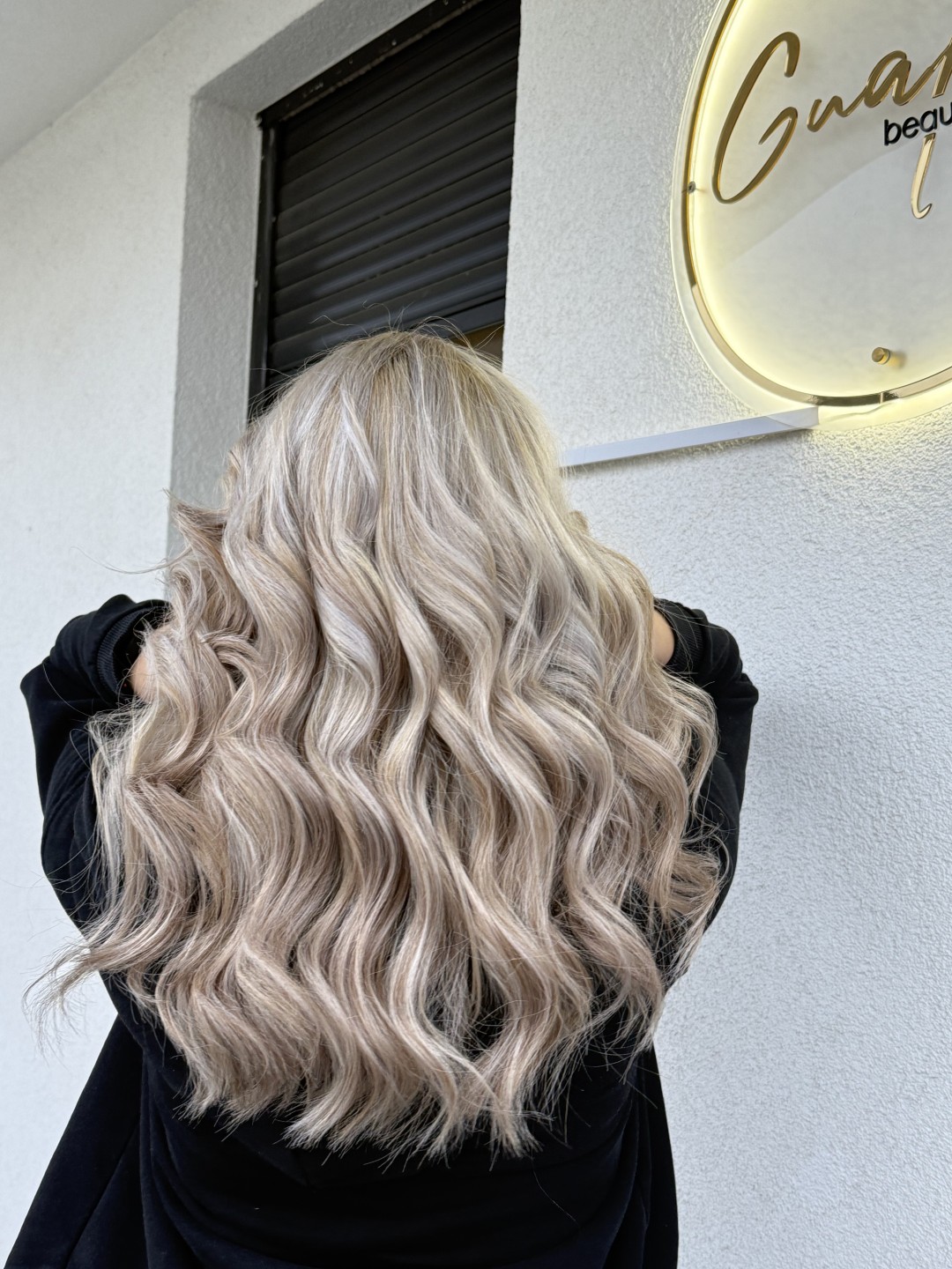 Guapa Beauty Concept #beograd Pramenovi Pramenovi / balayage + preliv + šišanje + feniranje - duga kosa