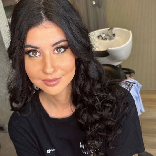 Bibi beauty centar #beograd Make-up / šminkanje Profesionalno šminkanje + veštačke trepavice mak
