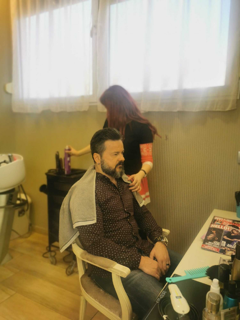 Bibi beauty centar #beograd Muško šišanje Muško šišanje makazama i mašinicom