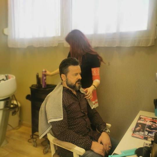 Bibi beauty centar #beograd Muško šišanje Muško šišanje makazama i mašinicom