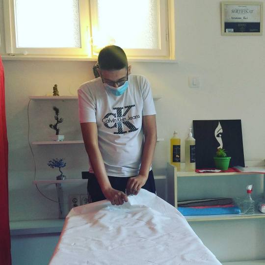 Jeal #beograd Opšta masaža relax masaža Nova Galenika Relax masaža sa svećom - 70 minuta