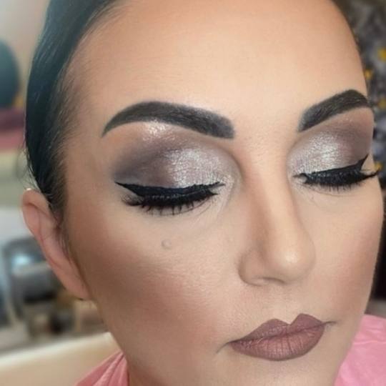 Posh #beograd Make-up / šminkanje Profesionalno šminkanje