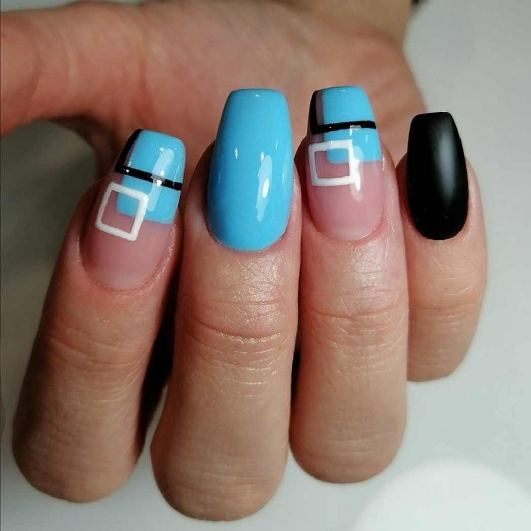 Nail office - TC BIG Rakovica #beograd Korekcija noktiju Korekcija noktiju gelom + boja - S dužina