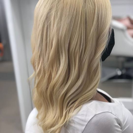 Beauty by Sanja #novisad Feniranje i stilizovanje Feniranje na ravno / lokne - duga kosa talasi