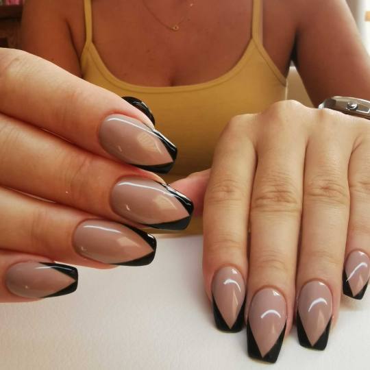 D&D Beauty Center #beograd Ojačavanje noktiju Ojačavanje prirodnih noktiju - gel lak
