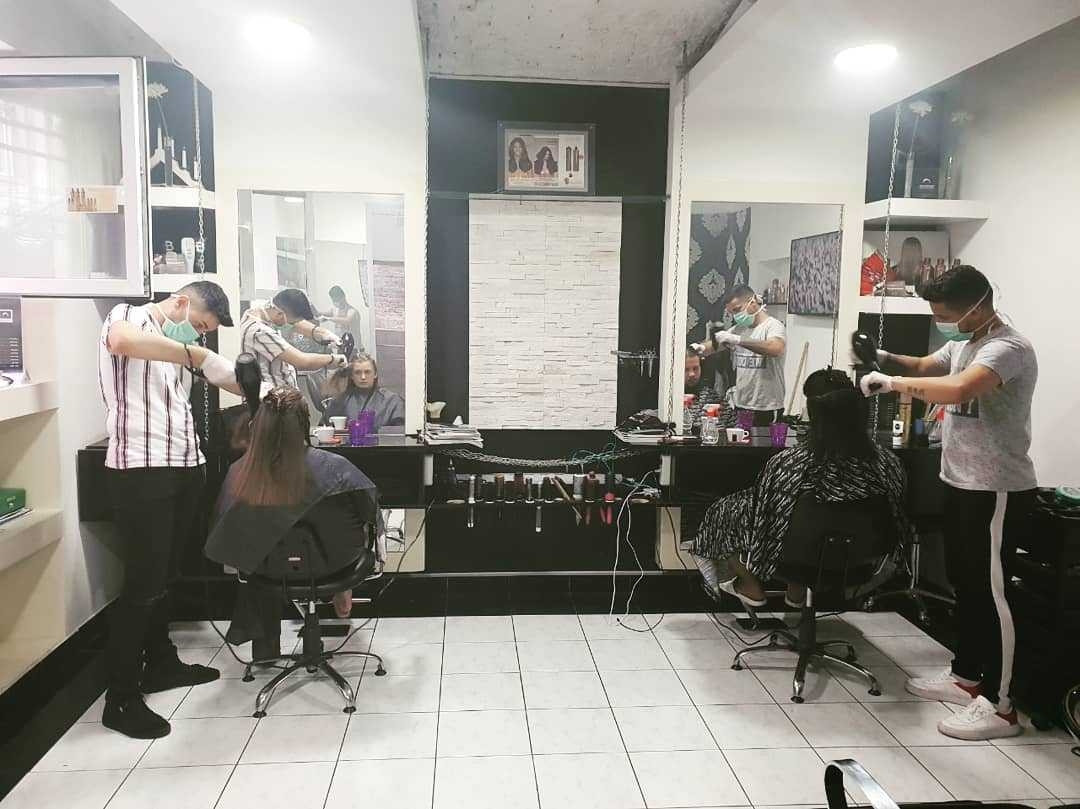 Keratinsko ispravljanje - kratka / kosa srednje dužine / duga kosa - Headroom, Beograd Keratinski tretmani Frizerski saloni Keratinski tretmani, Beograd, Centar, Stari grad, Dorćol