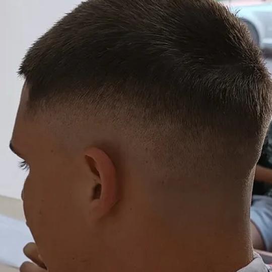 Astradas 2 #beograd Šišanje Muško šišanje - fade