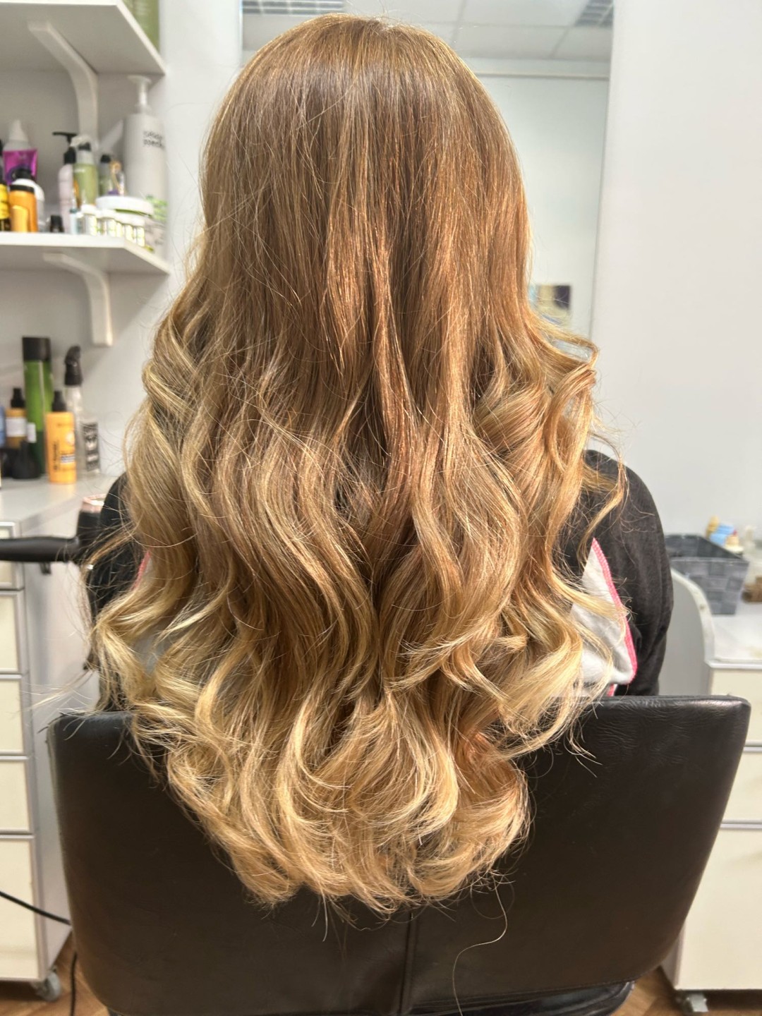 Veolmis #beograd Farbanje kose Farbanje izrastka - sve dužine