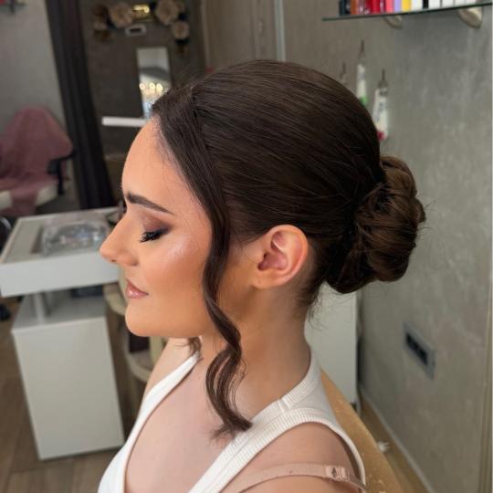Bibi beauty centar #beograd Make-up / šminkanje Profesionalno šminkanje + veštačke trepavice + s