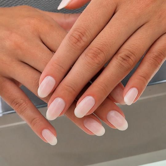 Auréa manucure #novisad Gel lak Gel lak - ruke