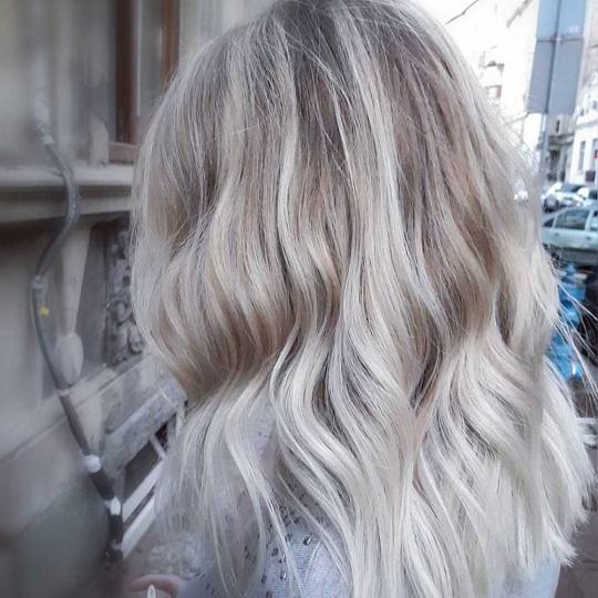 Headroom #beograd Farbanje korena, balayage + olaplex