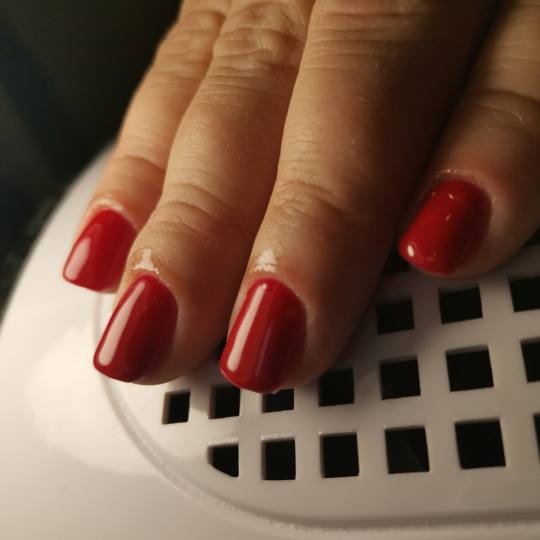Salon Klinik #beograd Gel lak Manikir i cnd gellak/trajanje 5 nedelja