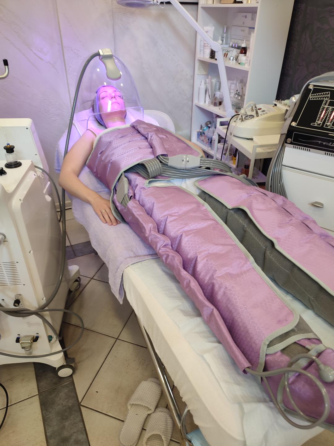 Presoterapija - celo telo - Laser lab by Ceca, Novi Sad Anticelulit Telo Anticelulit, Novi Sad, Grbavica, Liman, Adamićevo