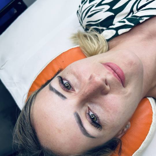 Beauty Code by Nela #novisad Trepavice Svilene trepavice Y Trepavice