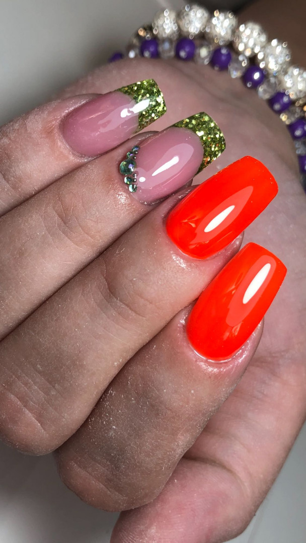Mademoiselle Beauty #beograd Izlivanje noktiju Korekcija izlivanja noktiju gelom - tuđi rad