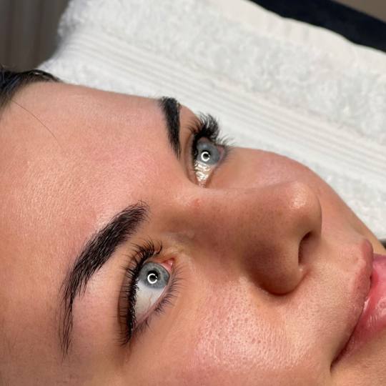 Miss Princess Make up #beograd Nadogradnja trepavica Nadogradnja trepavica - mix metoda