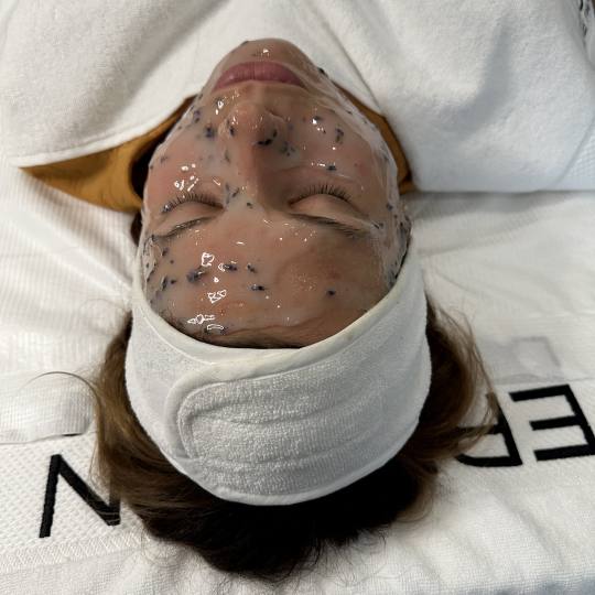 MediBella Aesthetic Dedinje #beograd Tretman lica Premium higijenski tretman lica priprema
masaza
