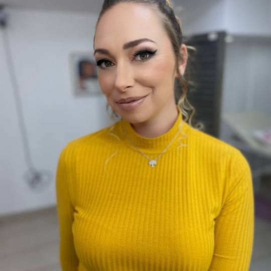 Studio Adore #novisad Make-up / šminkanje Profesionalno šminkanje