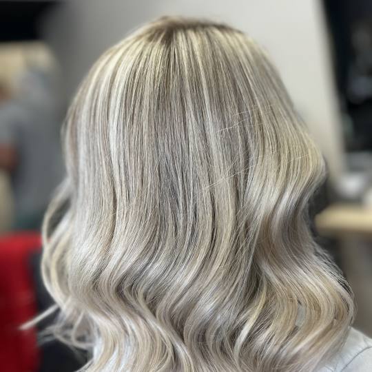 Milica Kukolj #novisad Ombre, sombre, balayage Balayage / ombre preliv šišanje feniranje i tretman