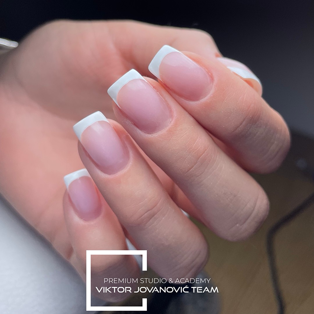 Korekcija noktiju - M velicina - BEAUTY CENTER Viktor Jovanović, Subotica Nadogradnja noktiju Nokti Nadogradnja noktiju, Subotica, Centar