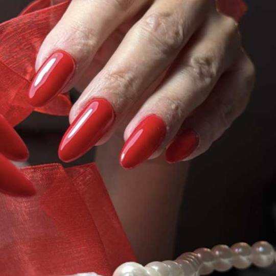 Contessa #novisad Izlivanje noktiju Korekcija izlivanja noktiju gelom - L dužina
