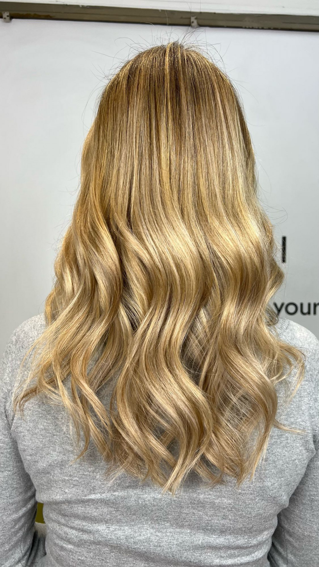 Balayage - duga kosa - Gagi, Beograd Ombre, sombre, balayage Frizerski saloni Ombre, sombre, balayage, Beograd, Vračar, Čubura, Crveni krst