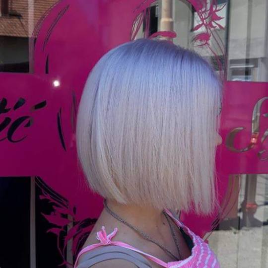 Кostić Style #kragujevac Farbanje kose Farbanje cele dužine kose 1 boja + feniranje - duga / ekst