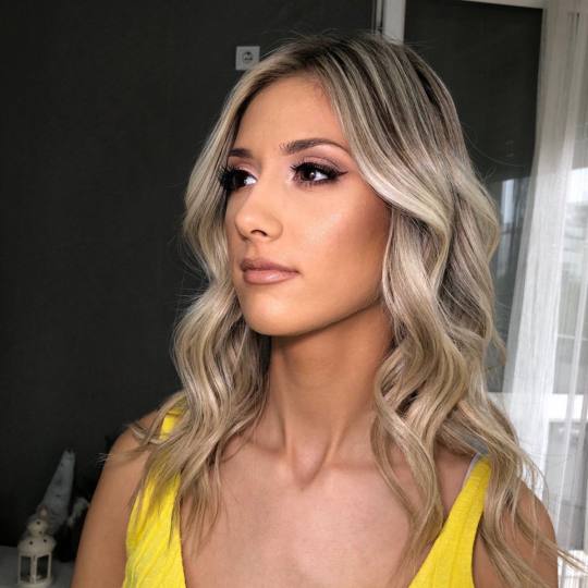 Monami beauty #beograd Make-up / šminkanje Profesionalno šminkanje + veštačke trepavice
