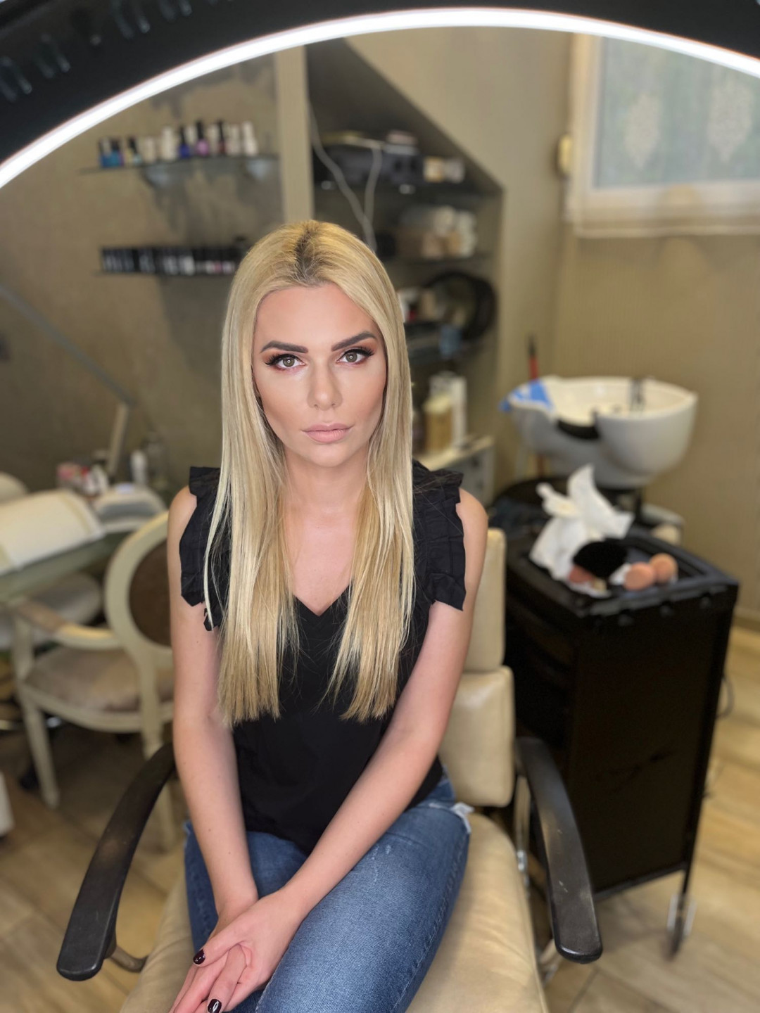 Bibi beauty centar #beograd Make-up / šminkanje Profesionalno šminkanje + feniranje ravno