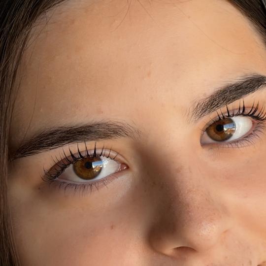 Almari Beauty Concept #kragujevac Trepavice Lash lift Lice