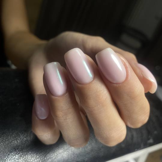 Beauty by Nevena Panić #beograd Izlivanje noktiju Korekcija izlivanja / ojačavanja noktiju gelom -