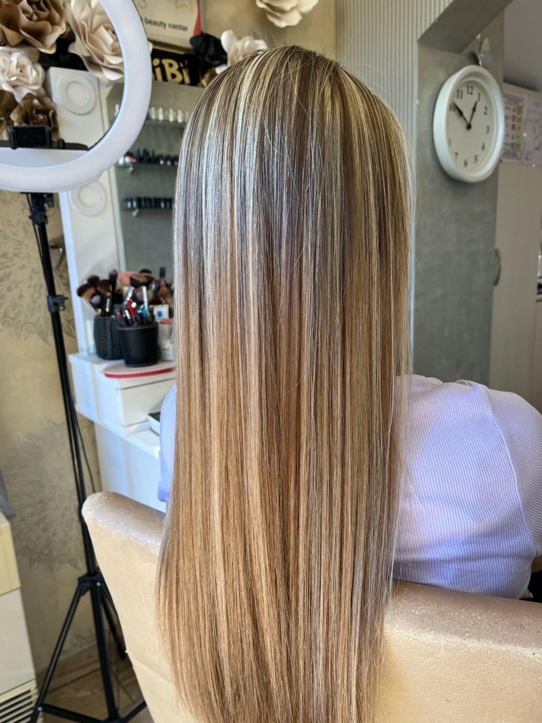 Bibi beauty centar #beograd Pramenovi Pramenovi na foliju u 1 / 2 boje / blanšem - ekstra duga kosa