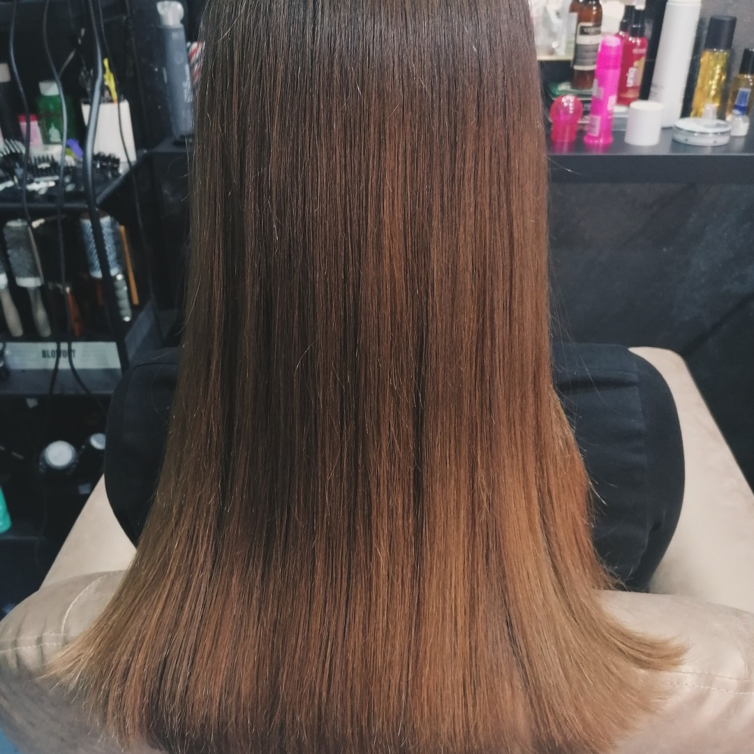 SALON5 #novisad Žensko šišanje Žensko šišanje + feniranje kose + pakovanje za negu kose - sve dužine kose
