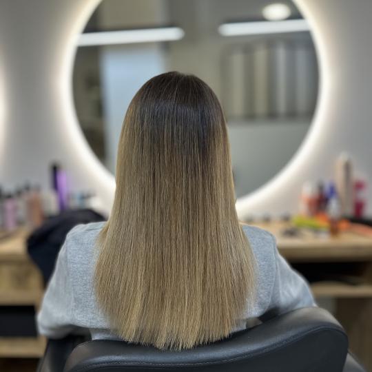 Studio Eleven Ladies&Gentlemen #beograd Farbanje kose Preliv - sve dužine kose