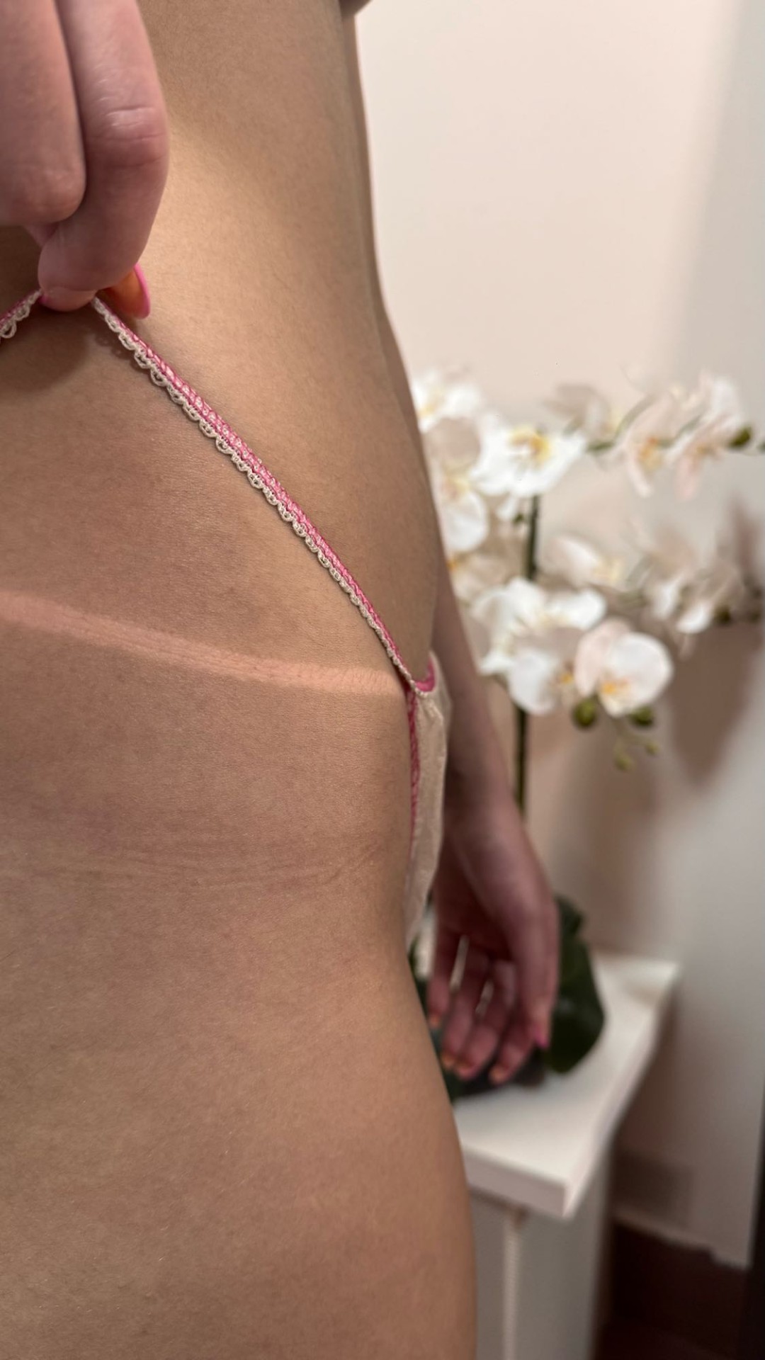 Victoria Aesthetics #beograd Air brush potamnjivanje kože Spray tan - celo telo + lice