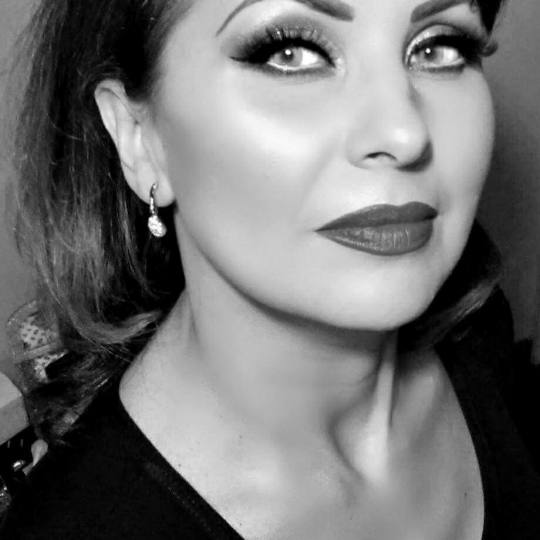 Albina Unisex Studio Lepote #temerin Make-up / šminkanje Profesionalno šminkanje + veštačke trep