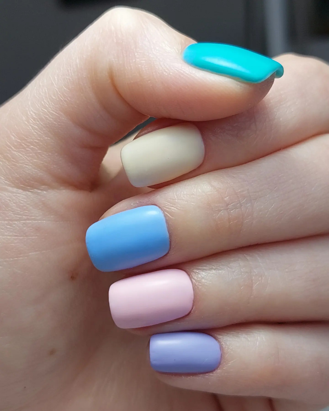 Fearless Beauty Studio #beograd Manikir Manikir + gel lak (kombinovani manikir)
