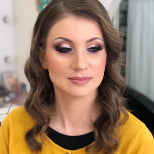 Olymp Beauty #nis Make-up / šminkanje Šminka Profesionalno šminkanje + veštačke trepavice - šm